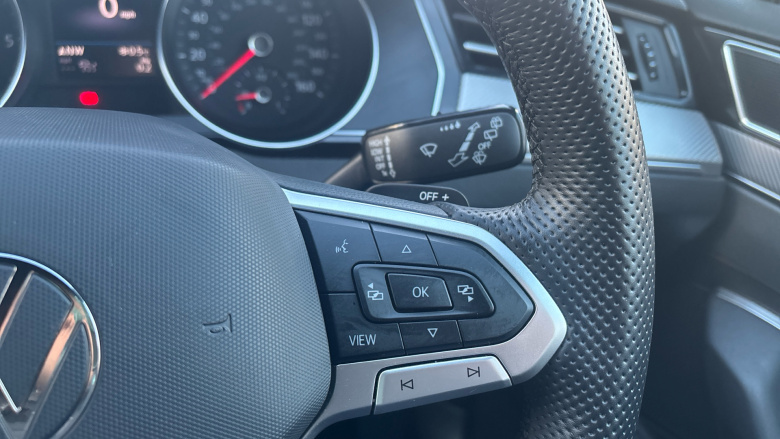 Volkswagen Passat 2.0 TDI EVO SCR R-Line 5dr DSG Diesel Estate